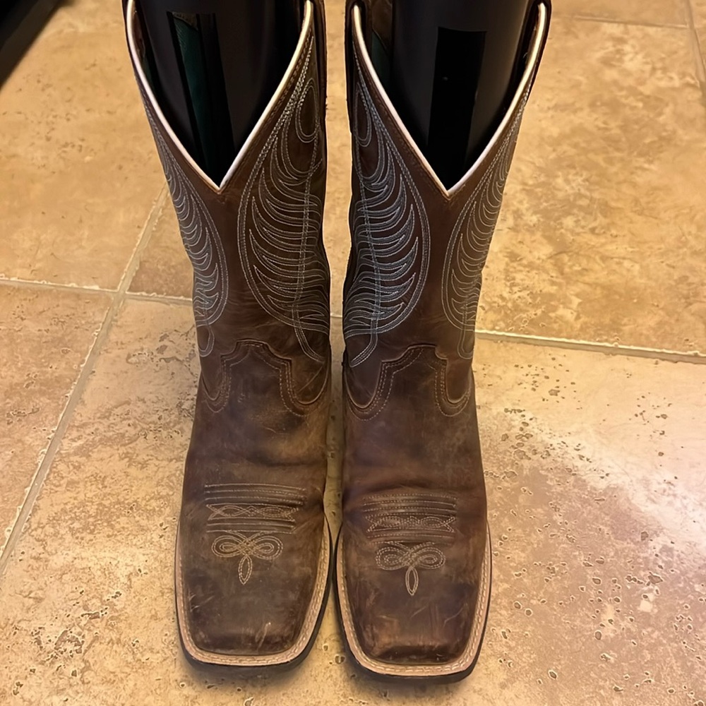Ariat square toe boots